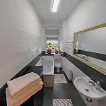 Apartment I 75qm I Kostenloser Parkplatz I Naehe Staatstheater I Wlan