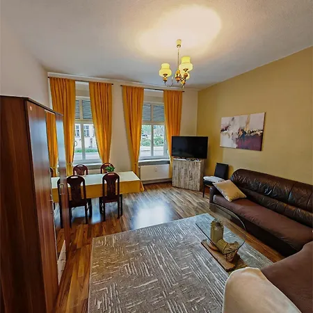 I 75qm I Kostenloser Parkplatz I Naehe Staatstheater I Wlan شقة كوتبوس