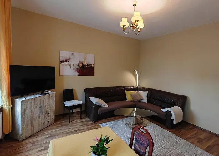 I 75qm I Kostenloser Parkplatz I Naehe Staatstheater I Wlan شقة كوتبوس